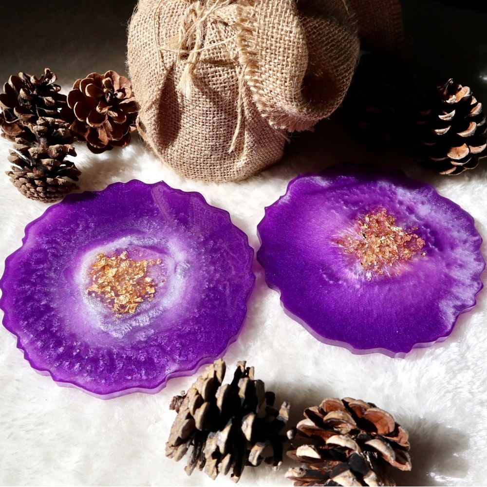 💕HOST PICK💕 - Amethyst purple resin coasters - set of 2 in agate shape